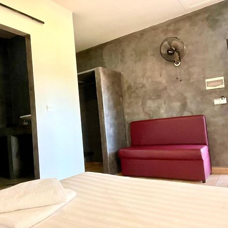 Prana Hotel Siem Reap Buitenkant foto